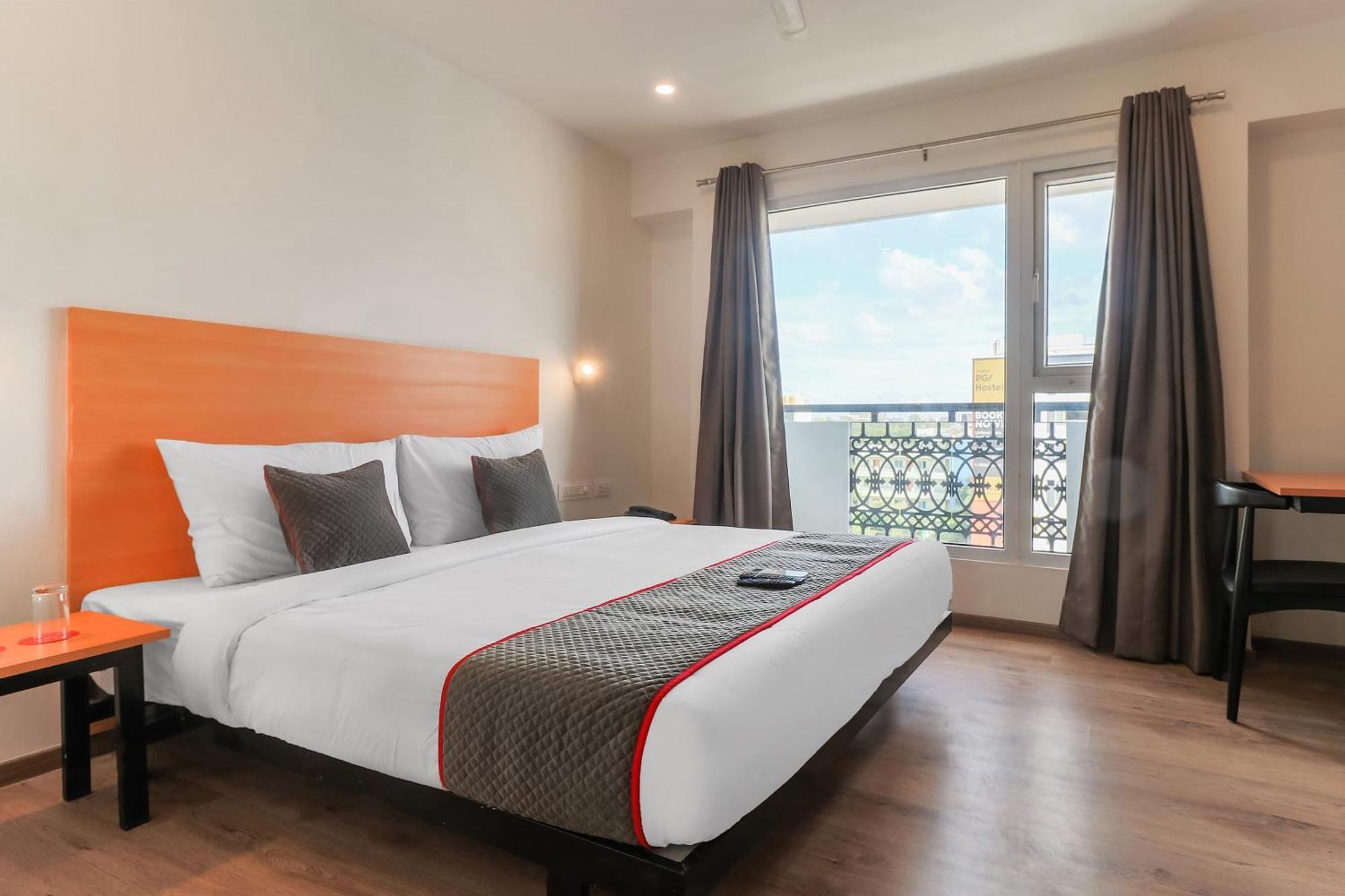 Super Townhouse Reva College University Yelahanka Εξωτερικό φωτογραφία