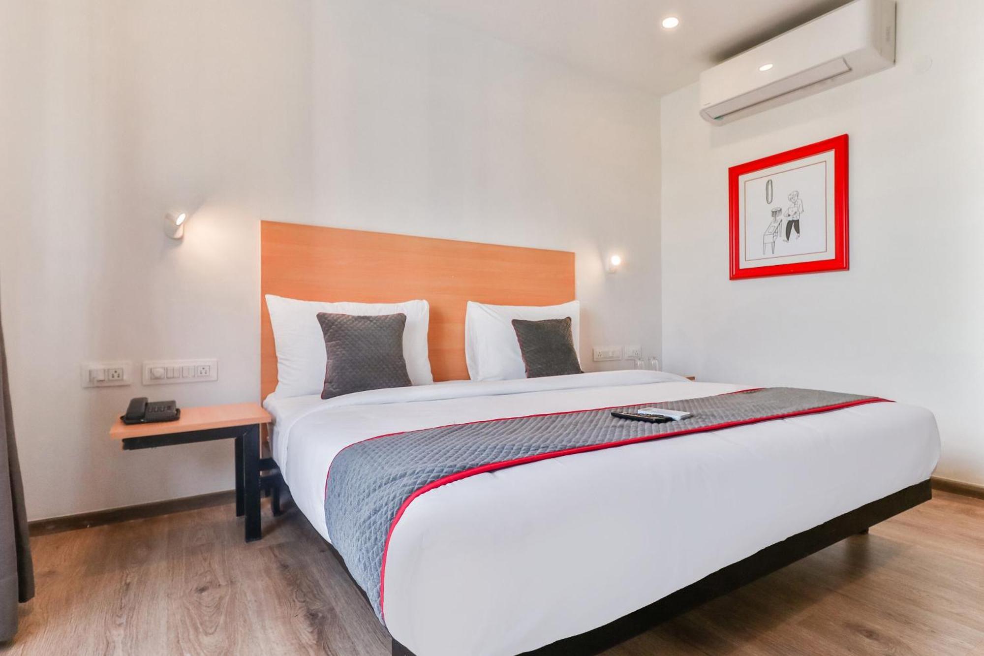 Super Townhouse Reva College University Yelahanka Εξωτερικό φωτογραφία